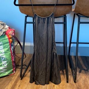 Flowy, backless top!